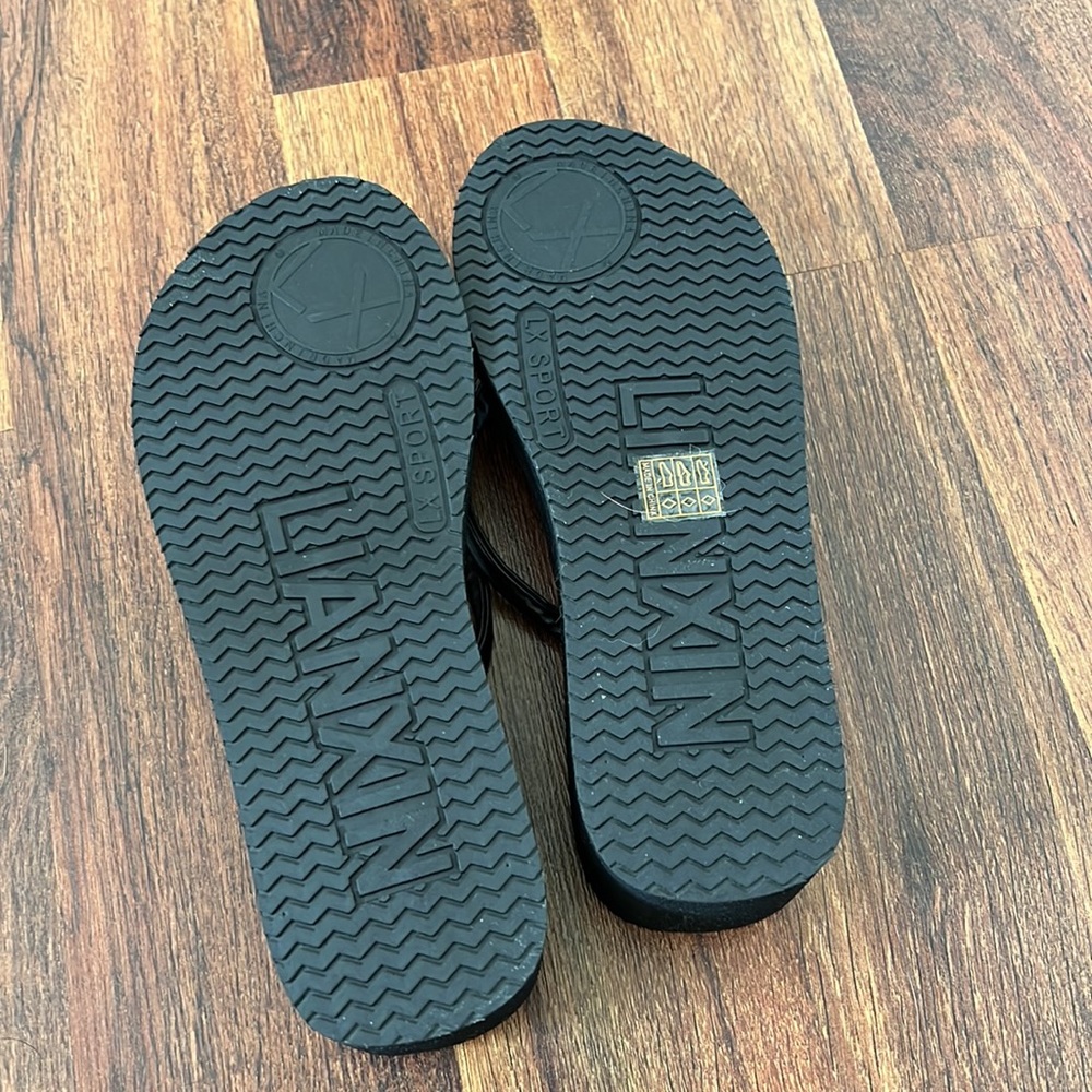 Flip flops - Picture 3 of 3
